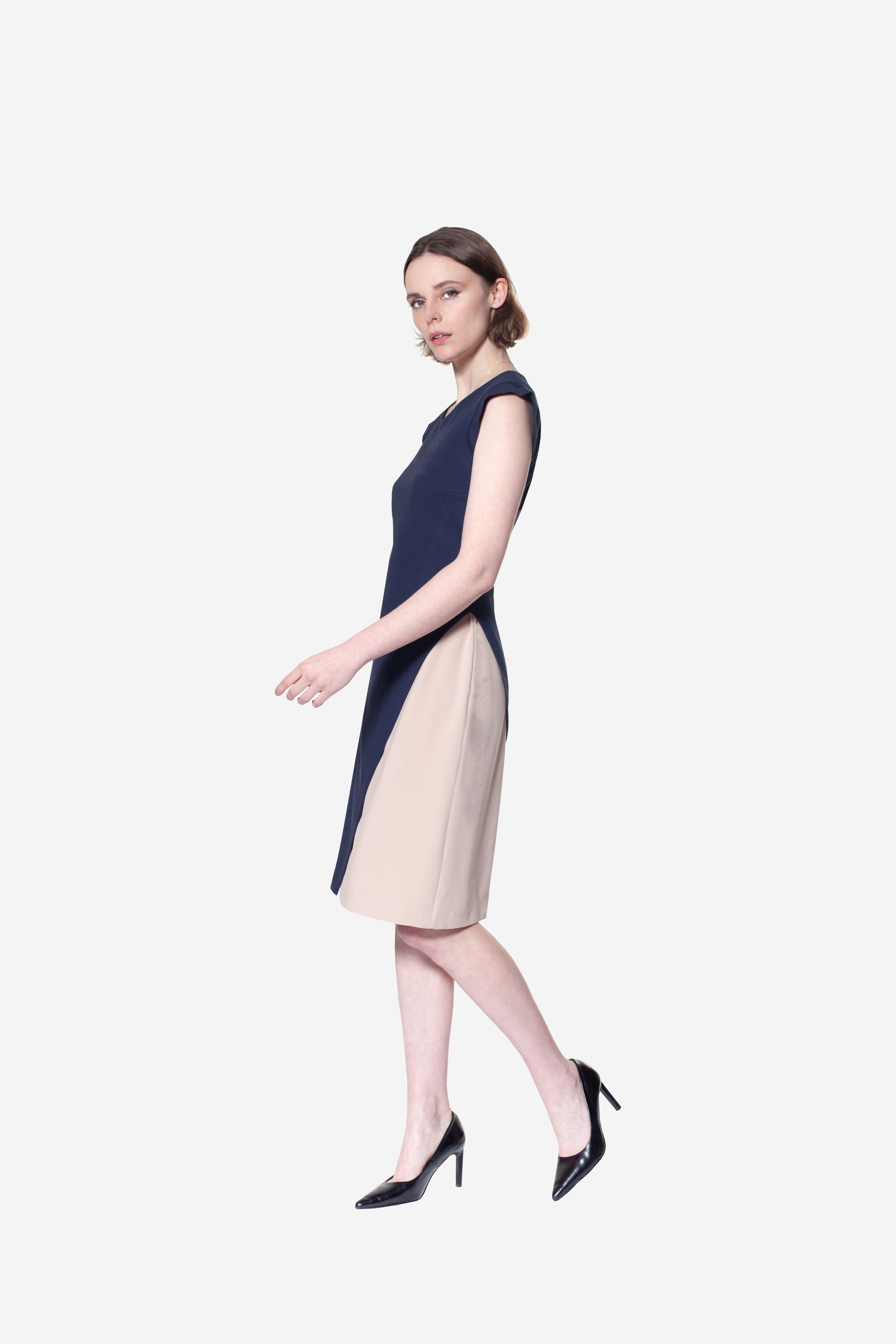 KLEID CARRY